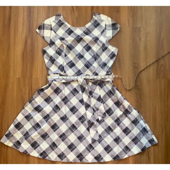 Women Isaac Mizrahi Live Dress and Topper Jacket Size 12 Gray and White Pockets - Picture 5 of 13